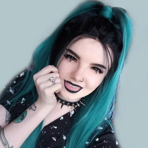 Fashiondeityshair | Hair | 24 Green Ombre Body Wavy  display picture 3